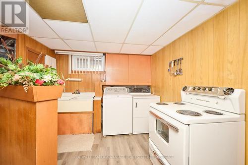 609 Lincoln Street, Welland (Lincoln/Crowland), ON - Indoor Photo Showing Laundry Room
