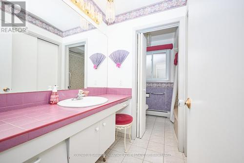 609 Lincoln Street, Welland (Lincoln/Crowland), ON - Indoor Photo Showing Bathroom