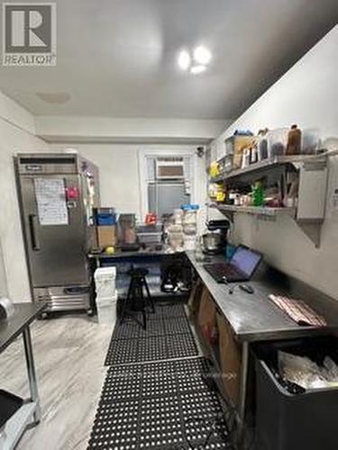 1055 Somerset Street W, Ottawa, ON 