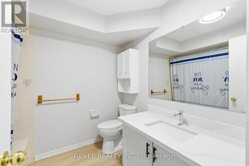 1036 Attersley Drive, Oshawa, ON - Indoor Photo Showing Bathroom