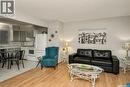 426 Royal Street, Regina, SK  - Indoor Photo Showing Living Room 