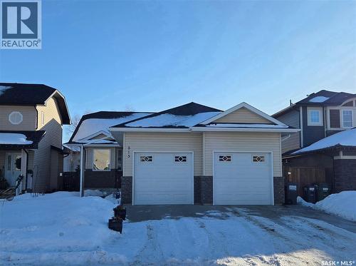 815 Lynd Crescent, Saskatoon, SK - Outdoor With Facade