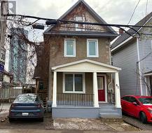 82 BEECH STREET  Ottawa, ON K1S 3J8
