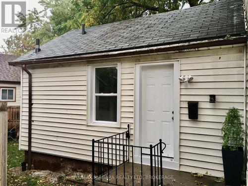 REAR UNIT - 163 WELLAND AVENUE , St. Catharines (Downtown), Ontario L2R 2N9 2