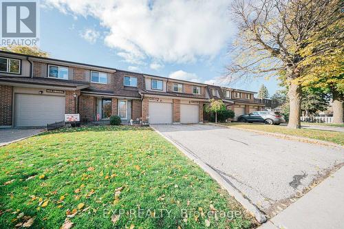 42 - 9 MICHAEL BOULEVARD  Whitby, ON L1N 5P4
