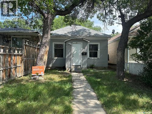 761 Athol Street, Regina, SK - Outdoor