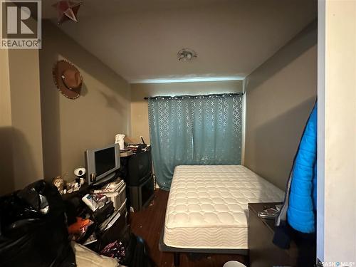 1070 Argyle Street, Regina, SK - Indoor