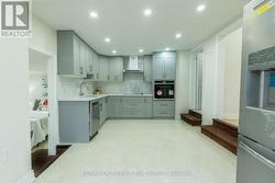 10 DRAPER STREET  Halton Hills, ON L7G 3C8