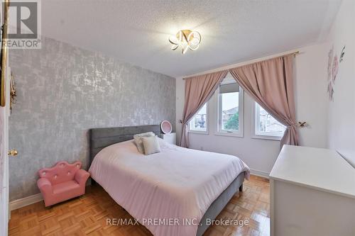 78 Archbury Circle, Caledon, ON - Indoor Photo Showing Bedroom