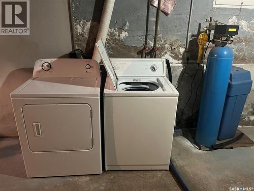 405 Nelson Avenue, Rose Valley, SK - Indoor Photo Showing Laundry Room