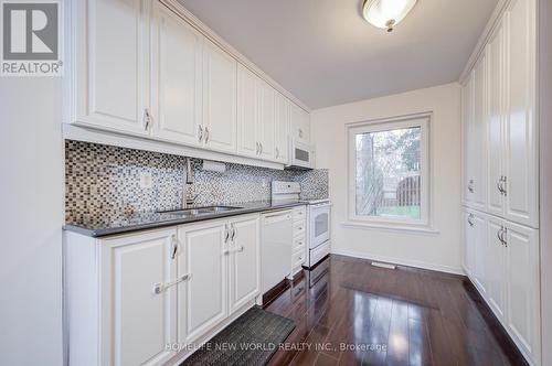 36 - 189 Springhead Gardens, Richmond Hill, ON - Indoor Photo Showing Kitchen