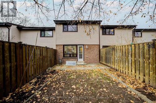 36 - 189 Springhead Gardens, Richmond Hill, ON - Outdoor