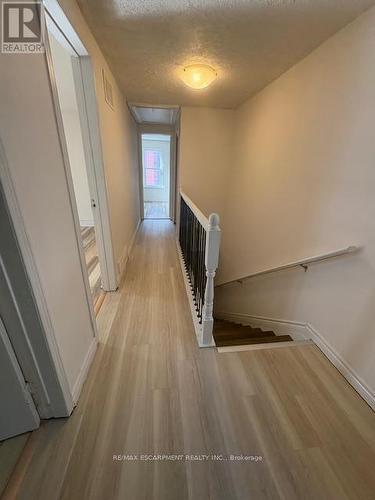 89 Shaw Street, Hamilton, ON - Indoor Photo Showing Other Room