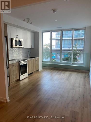 M01 - 1195 The Queensway Street, Toronto, ON - Indoor Photo Showing Kitchen