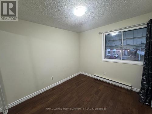 24 Grand River Court, Brampton, ON - Indoor Photo Showing Other Room