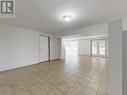 4958 Wellington Road 125, Erin, ON - Indoor Photo Showing Other Room