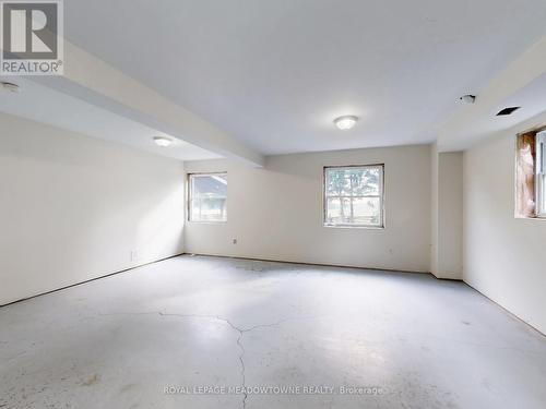 4958 Wellington Road 125, Erin, ON - Indoor Photo Showing Other Room