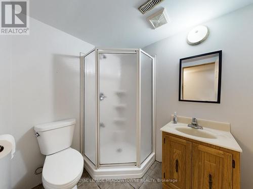 4958 Wellington Road 125, Erin, ON - Indoor Photo Showing Bathroom