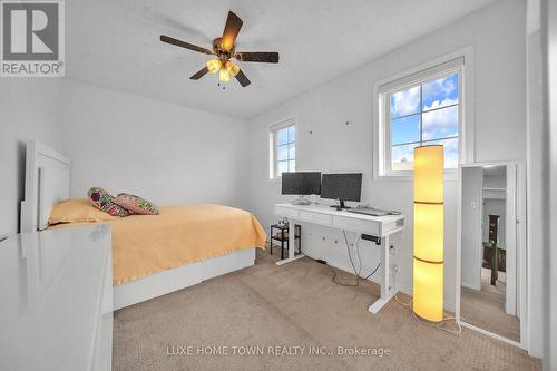 130 Adler Drive, Cambridge, ON - Indoor Photo Showing Bedroom