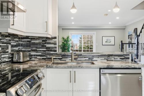 123 - 3480 Upper Middle Road, Burlington, ON - Indoor Photo Showing Kitchen With Upgraded Kitchen