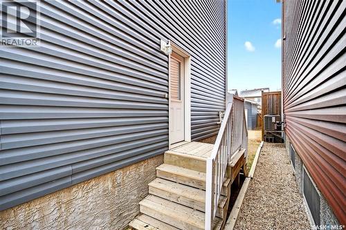 4125 Green Olive Way E, Regina, SK - Outdoor