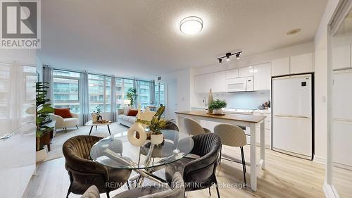 830 - 10 Capreol Court, Toronto, ON - Indoor Photo Showing Dining Room
