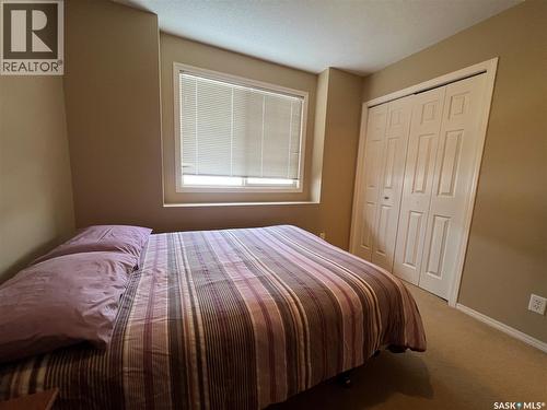 304 700 Battleford Trail, Swift Current, SK - Indoor Photo Showing Bedroom