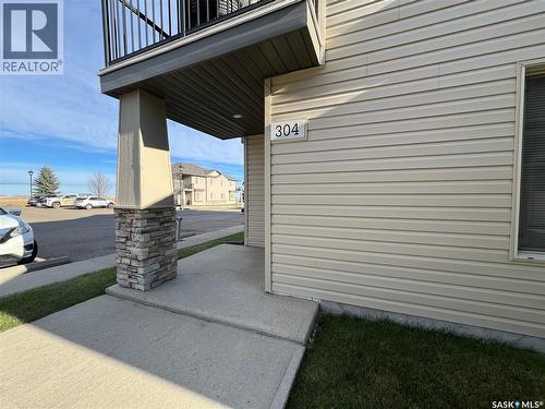 304 700 Battleford Trail, Swift Current, SK - Outdoor With Exterior