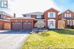 1310 GREENRIDGE CIRCLE  Oakville, ON L6M 2J7