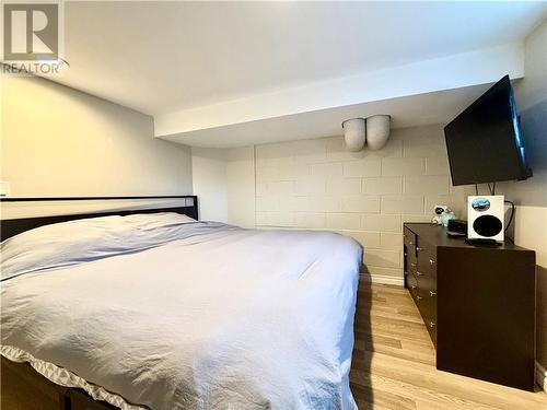 2861 Raymond Street, Greater Sudbury, ON - Indoor Photo Showing Bedroom