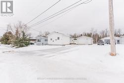 VAL RITA - 9 DU PARC AVENUE  Kapuskasing, ON P0L 2G0