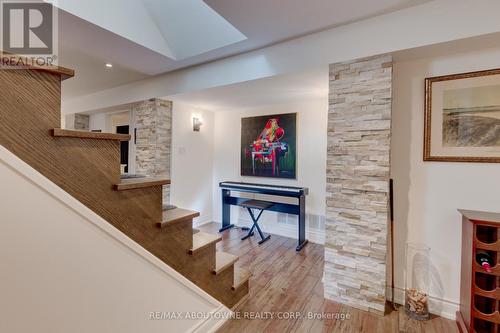 544 Maplehill Drive, Burlington, ON - Indoor Photo Showing Other Room