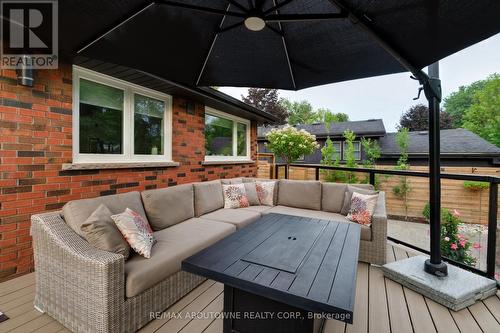 544 Maplehill Drive, Burlington, ON - Outdoor With Deck Patio Veranda With Exterior