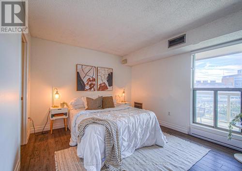 503 - 1225 North Shore Boulevard E, Burlington, ON - Indoor Photo Showing Bedroom