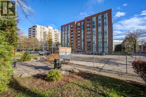 503 - 1225 North Shore Boulevard E, Burlington, ON - Outdoor