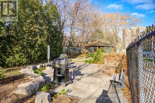 503 - 1225 North Shore Boulevard E, Burlington, ON - Outdoor