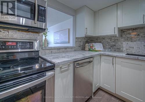 503 - 1225 North Shore Boulevard E, Burlington, ON - Indoor Photo Showing Kitchen