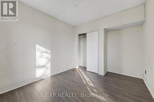 8184 26 Highway, Clearview, ON - Indoor Photo Showing Other Room