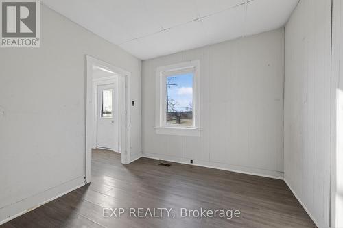 8184 26 Highway, Clearview, ON - Indoor Photo Showing Other Room