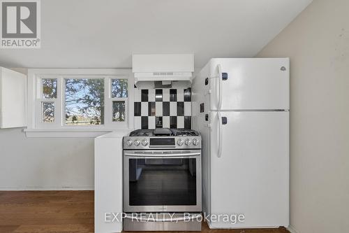 8184 26 Highway, Clearview, ON - Indoor
