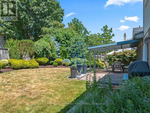 2369 Baccaro Road, Oakville, ON - Outdoor