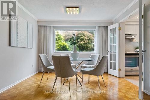 2369 Baccaro Road, Oakville, ON - Indoor Photo Showing Dining Room