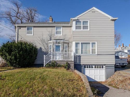 340 King Edward Street  Glace Bay, NS B1A 3W3