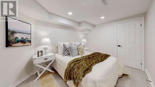 31 Cavalry Trail, Markham, ON - Indoor Photo Showing Bedroom