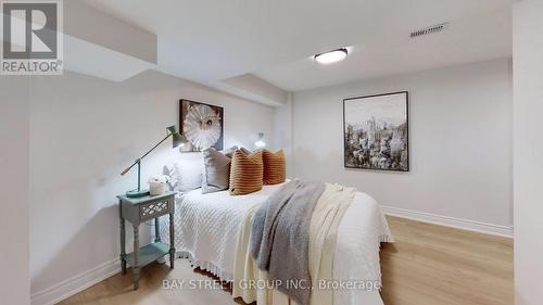 31 Cavalry Trail, Markham, ON - Indoor Photo Showing Bedroom
