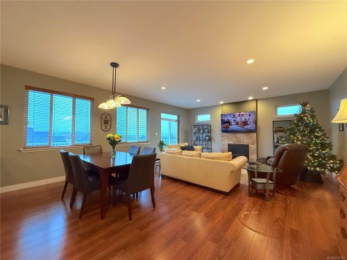 878 Erickson Rd, Campbell River, BC 