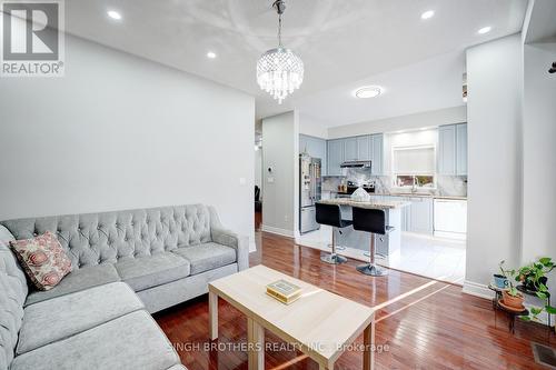 28 Jordensen Drive, Brampton, ON - Indoor Photo Showing Living Room