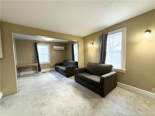 282 Mckenzie St, Miramichi, NB 