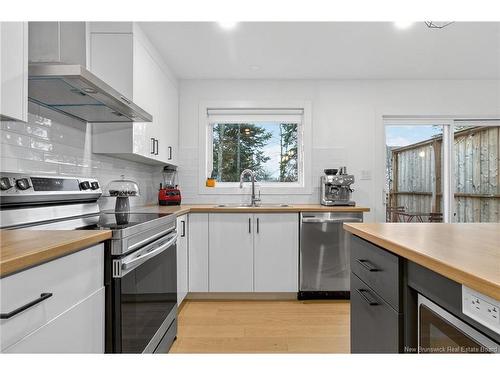 150 Donat Cres, Dieppe, NB 