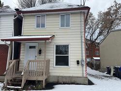 94 Rue St-Étienne  Gatineau (Hull), QC J8X 1J6